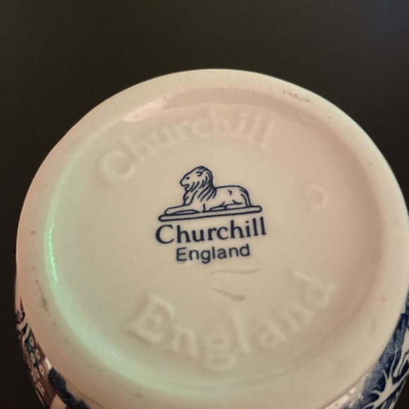 Vintage Blue Willow Sugar Bowl and Creamer - Picture 9 of 14